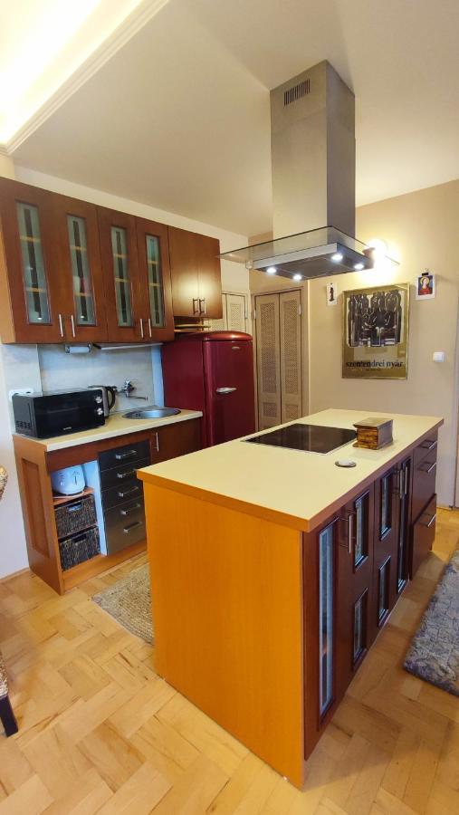 Art Styles Boutique Apartment センテンドレ エクステリア 写真