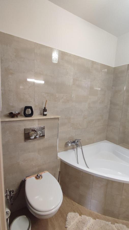 Art Styles Boutique Apartment センテンドレ エクステリア 写真